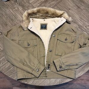 Abercrombie and Fitch Sherpa-Lines Jacket